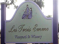 les-trois-emmes-winery-and-vineyard-ma